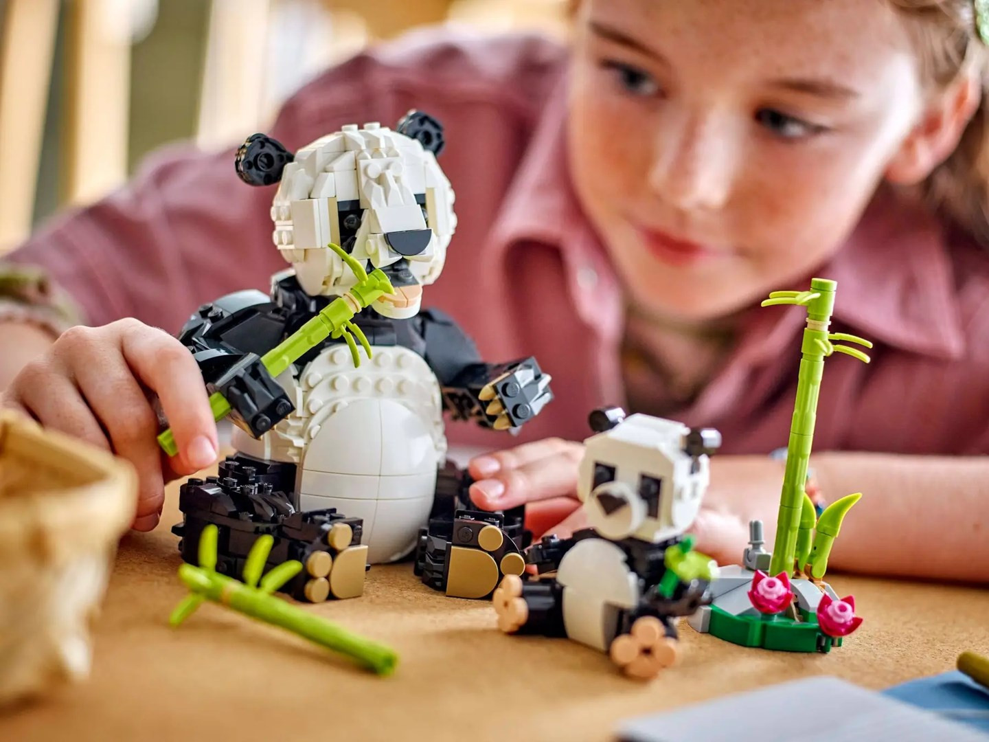 Konstruktorius LEGO® Creator Wild Animals: Panda Family 31165, 626